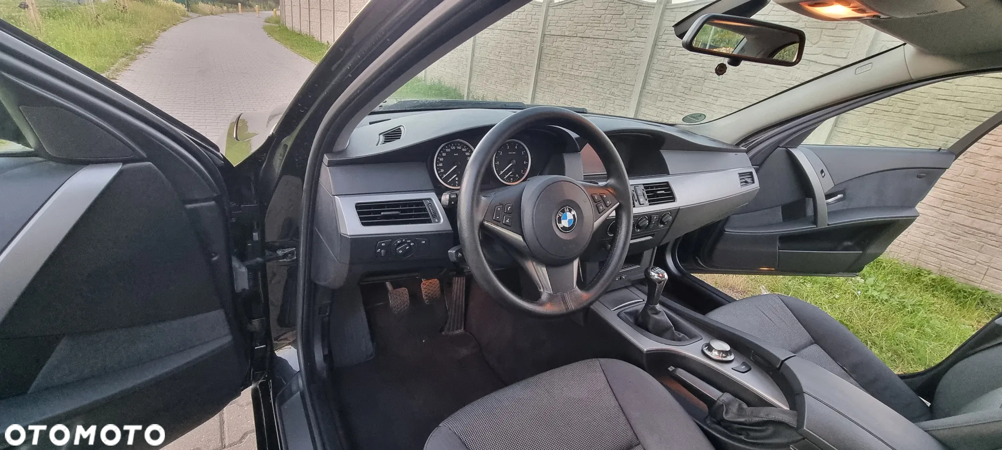 BMW Seria 5 525i - 17