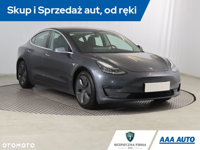 Tesla Model 3 - 2