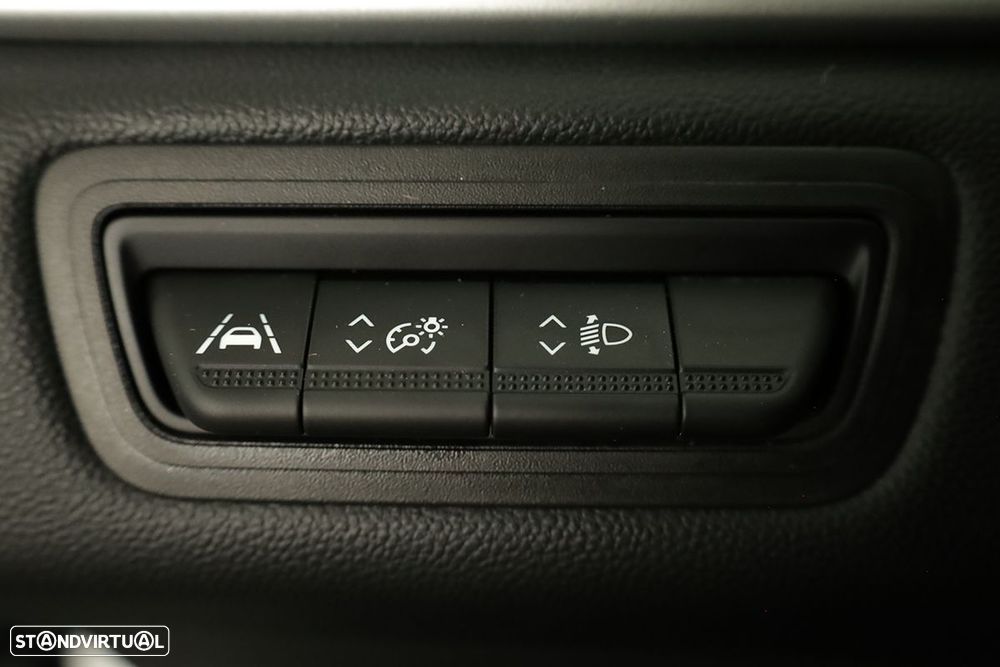 Renault Captur 1.0 TCe Techno Bi-Fuel - 19