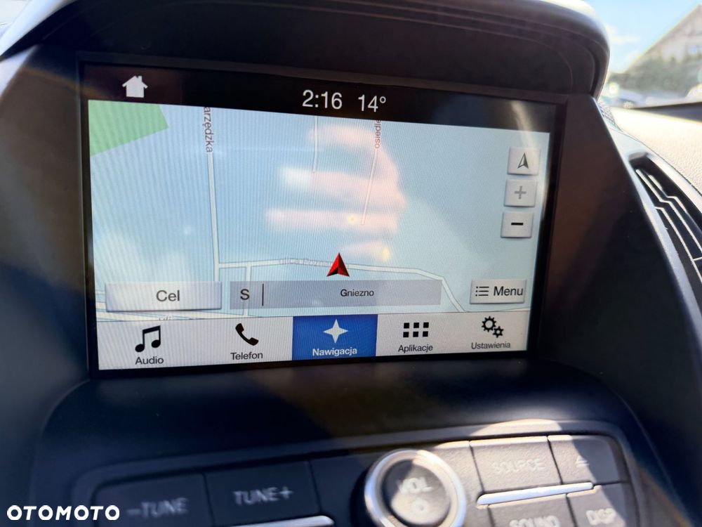 Ford Kuga - 23