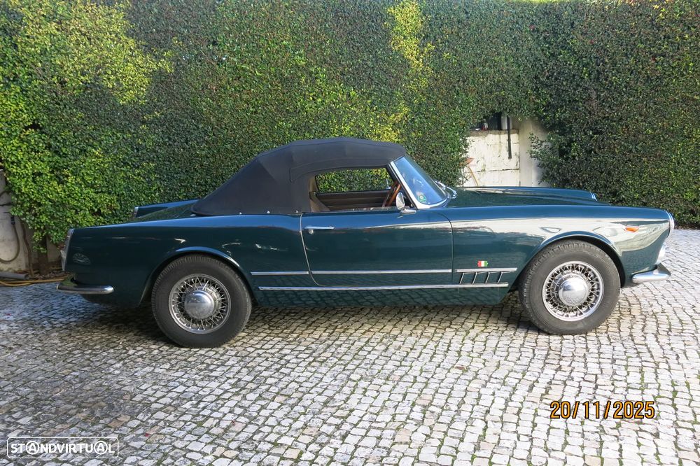 Alfa Romeo Spider - 3