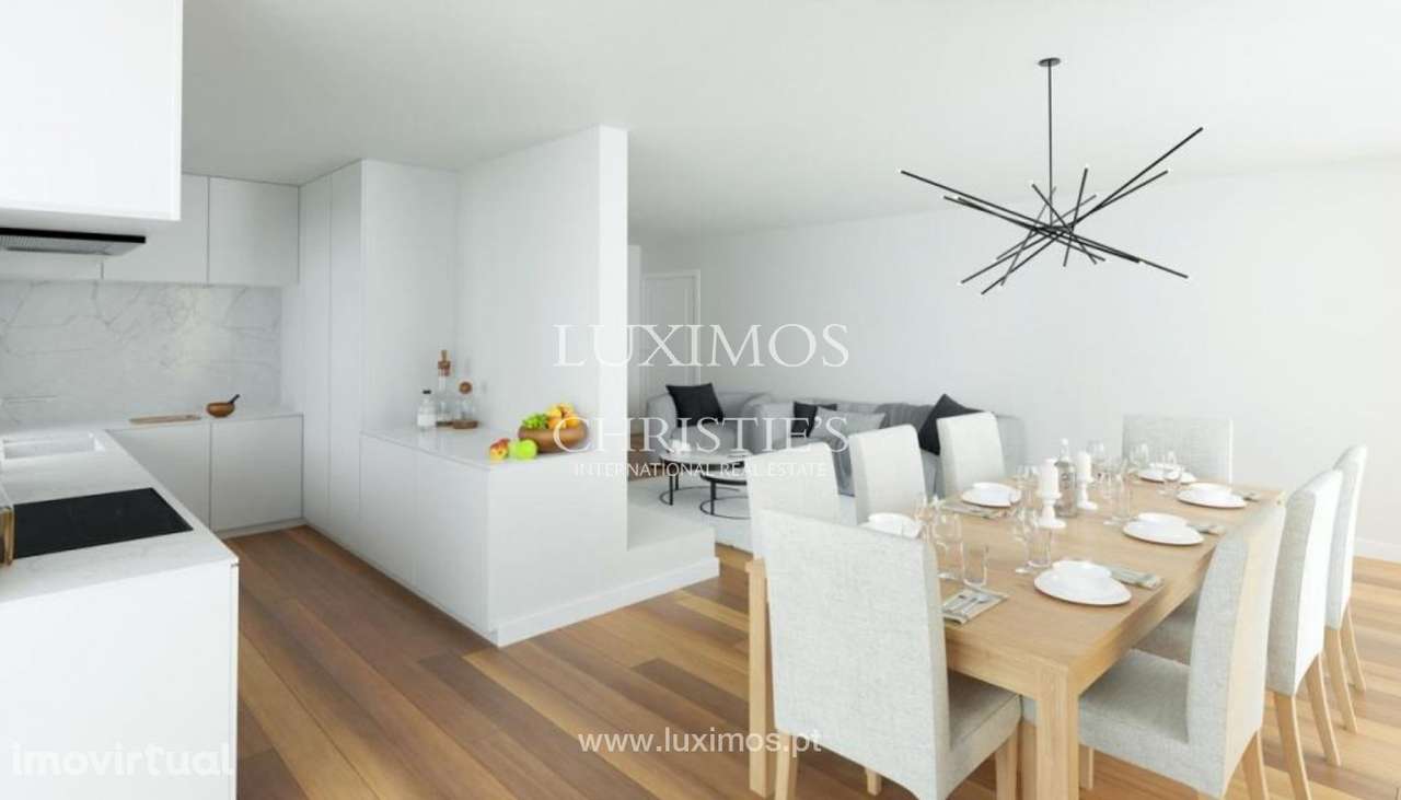 Apartamento T2 com varanda e garagem à venda em Silves, Algarve - Grande imagem: 5/16