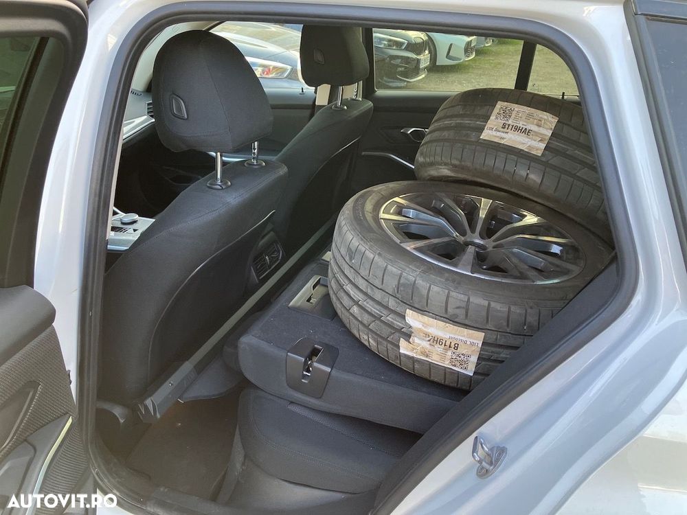 BMW Seria 3 320d AT MHEV - 12