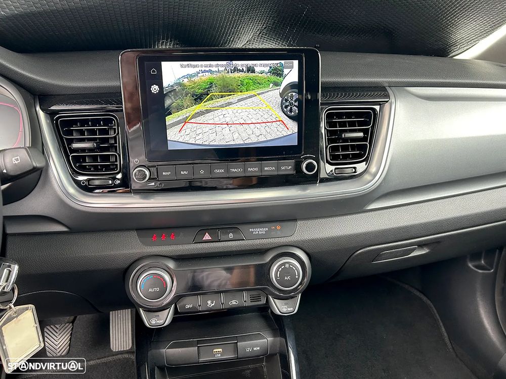Kia Stonic 1.0 T-GDI Drive — fotografia 44