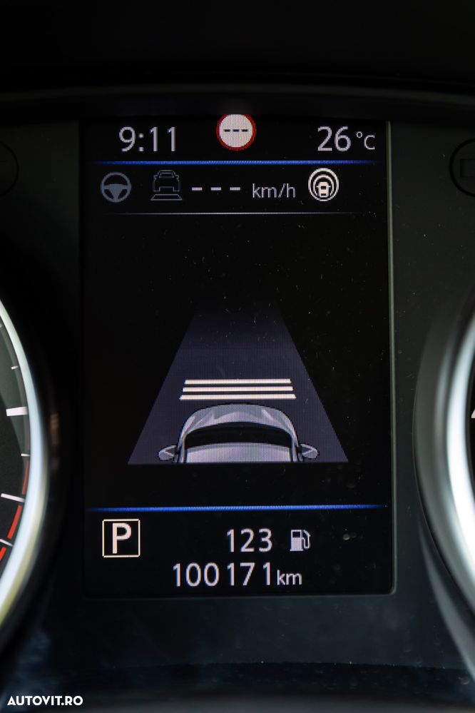 Nissan Qashqai 1.7 dCi Xtronic ALL-MODE 4x4i TEKNA - 10