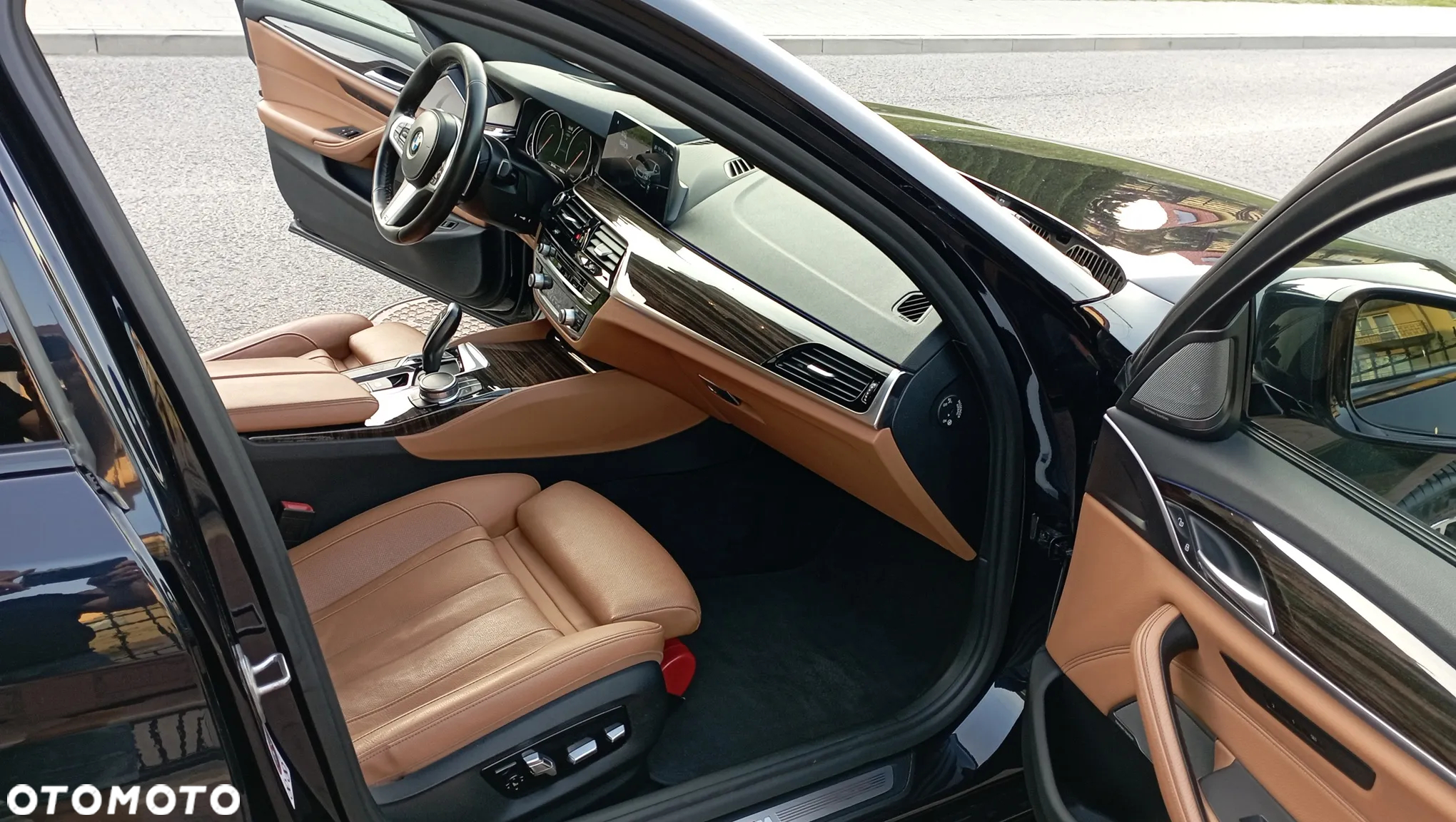 BMW Seria 5 520d xDrive M Sport sport - 11