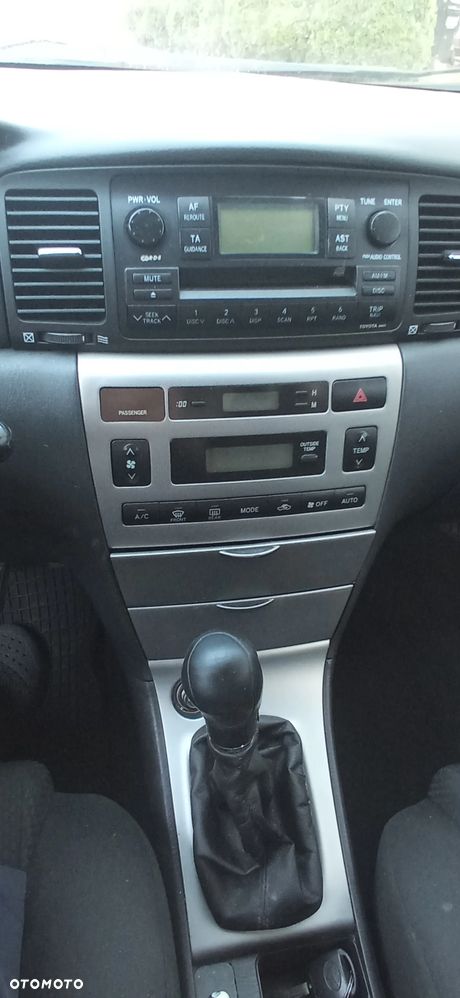 Toyota Corolla - 11