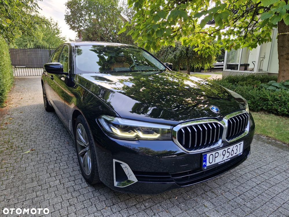 BMW Seria 5 518d Luxury Line - 10