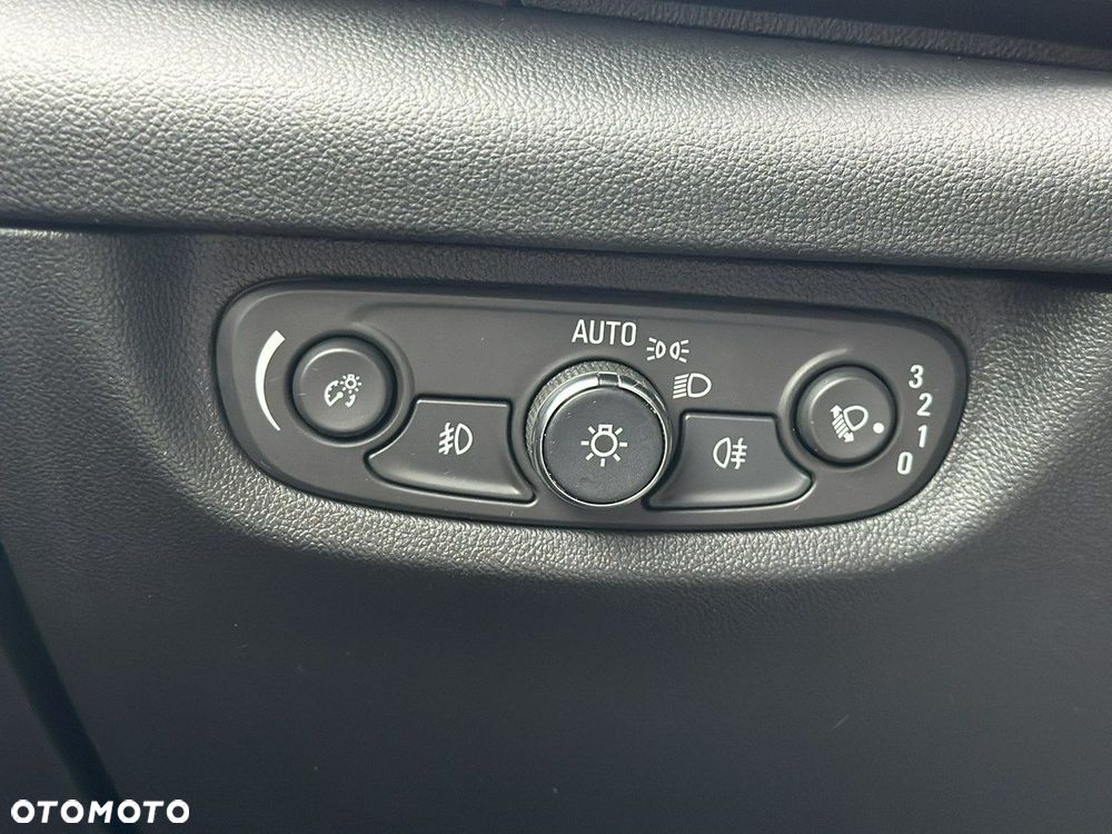 Opel Insignia 2.0 CDTI Business Elegance S&S - 12