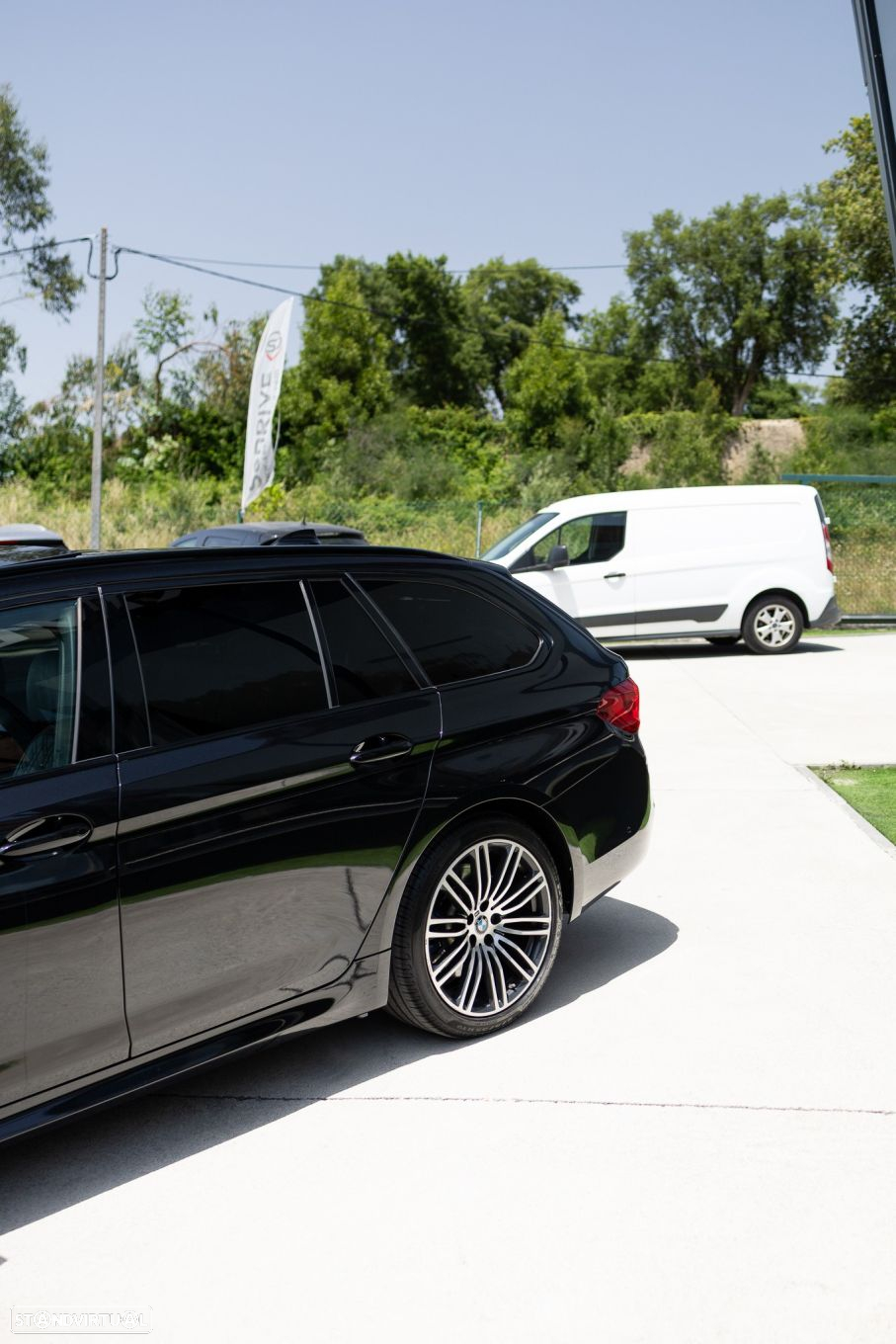 BMW 540 d xDrive Pack M Auto - 12
