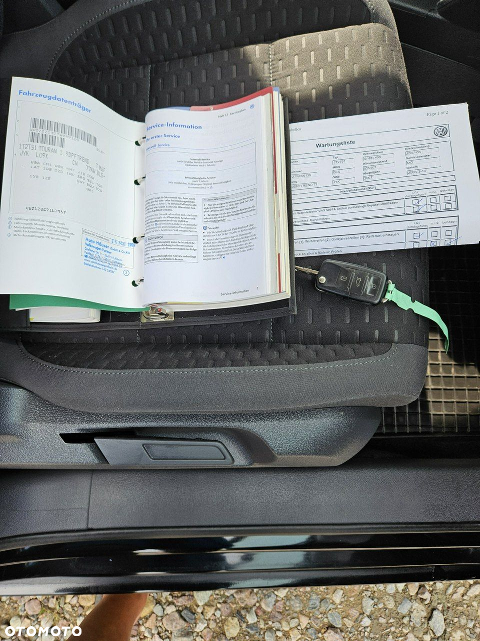 Volkswagen Touran - 19