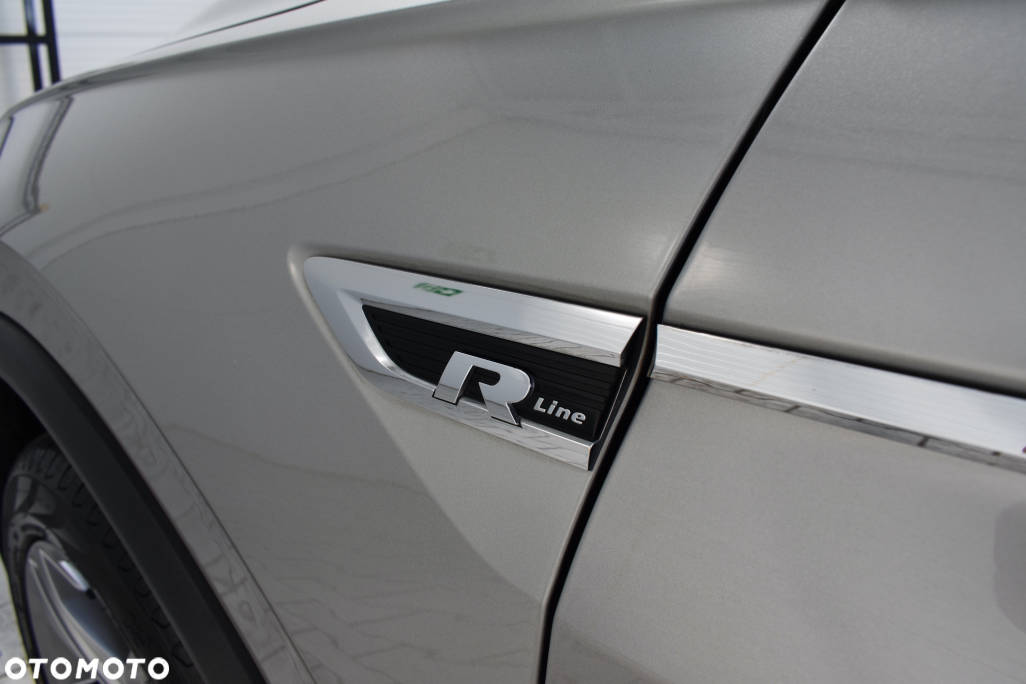 Volkswagen Tiguan 2.0 TDI SCR R-Line - 17