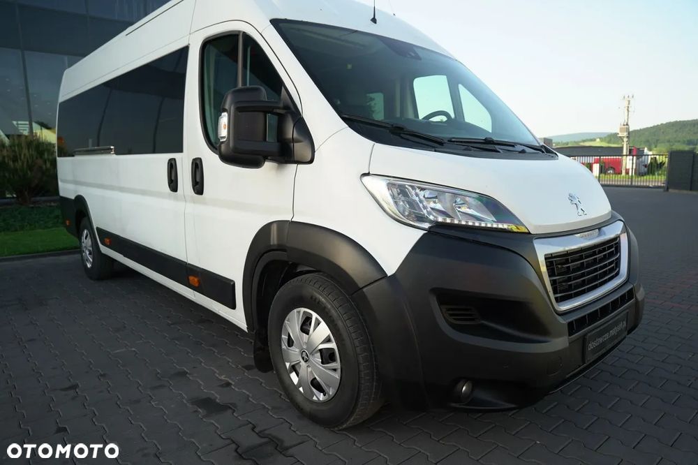 Peugeot BOXER /  9 OSOBOWY /  BLASZAK / FURGON / BOGATE WYPOSAŻENIE / - 9