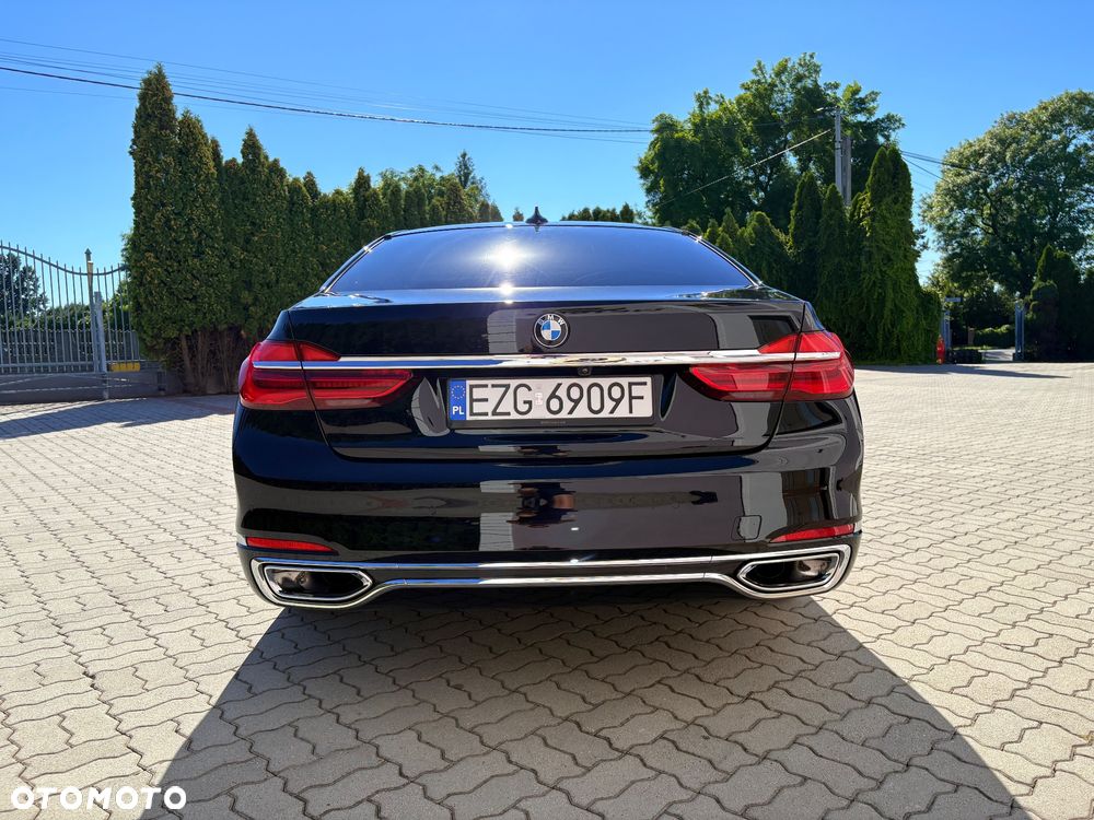 BMW Seria 7 740d xDrive - 7