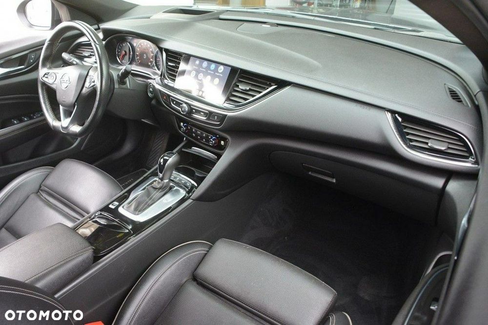 Opel Insignia Sports Tourer 2.0 Direct Inj Trb 4x4 Innovation - 13