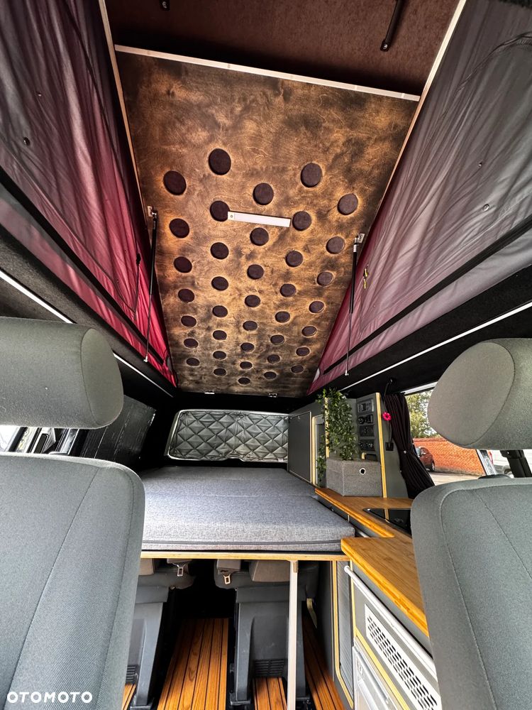 Volkswagen Caravelle L2 4Motion - 5