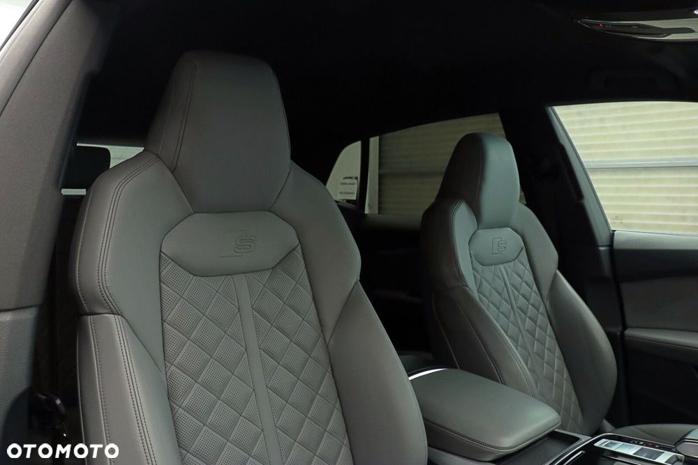 Audi Q8 55 TFSI mHEV Quattro Tiptronic - 14