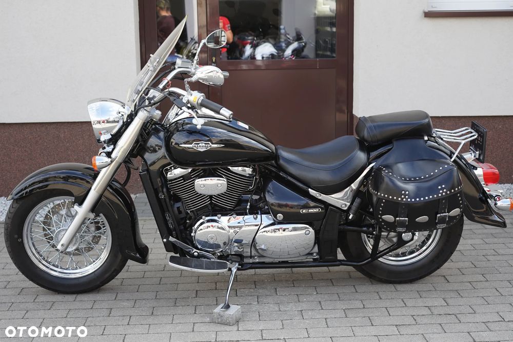 Suzuki VL 800 Volusia - 19