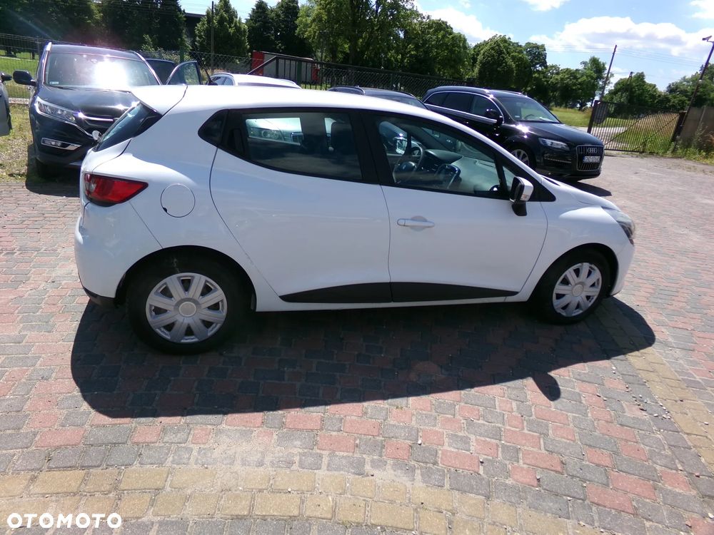Renault Clio 1.2 16V Zen - 6