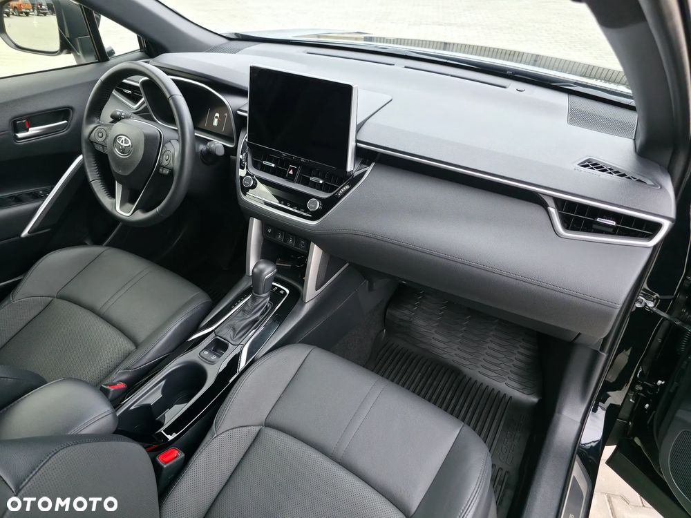 Toyota Corolla Cross 2.0 Hybrid Executive AWD - 19