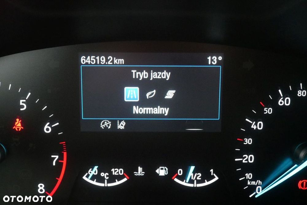 Ford Focus - 23