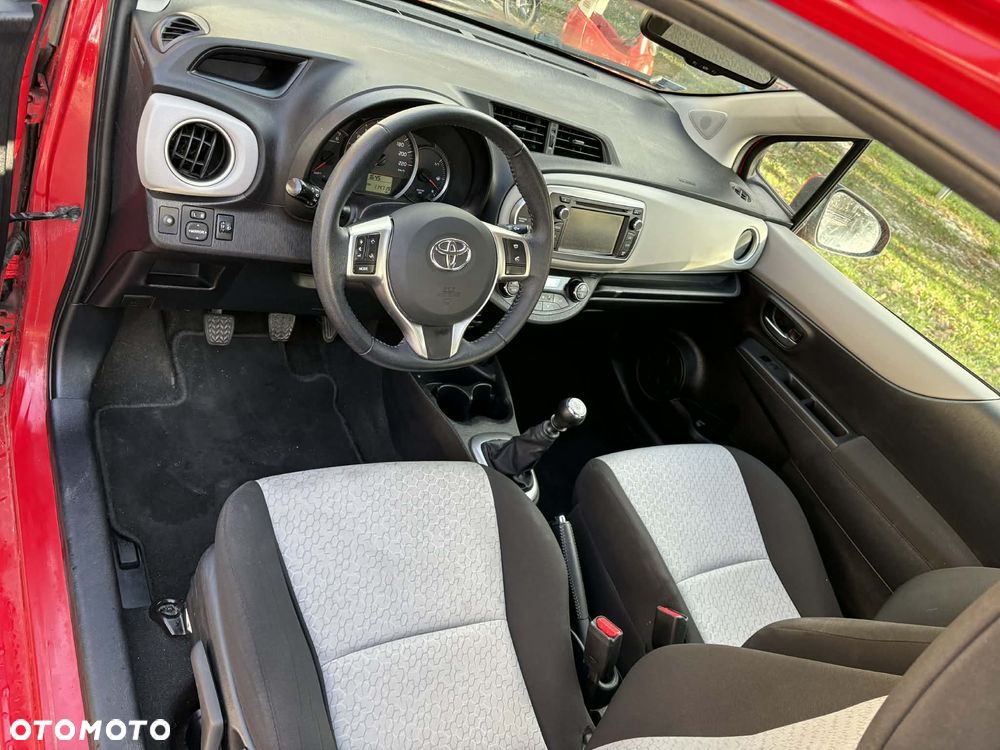 Toyota Yaris 1.4 D-4D Life - 9