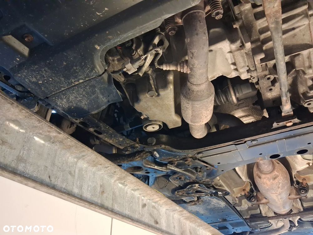 Toyota Auris 1.33 VVT-i Life Comfort - 24