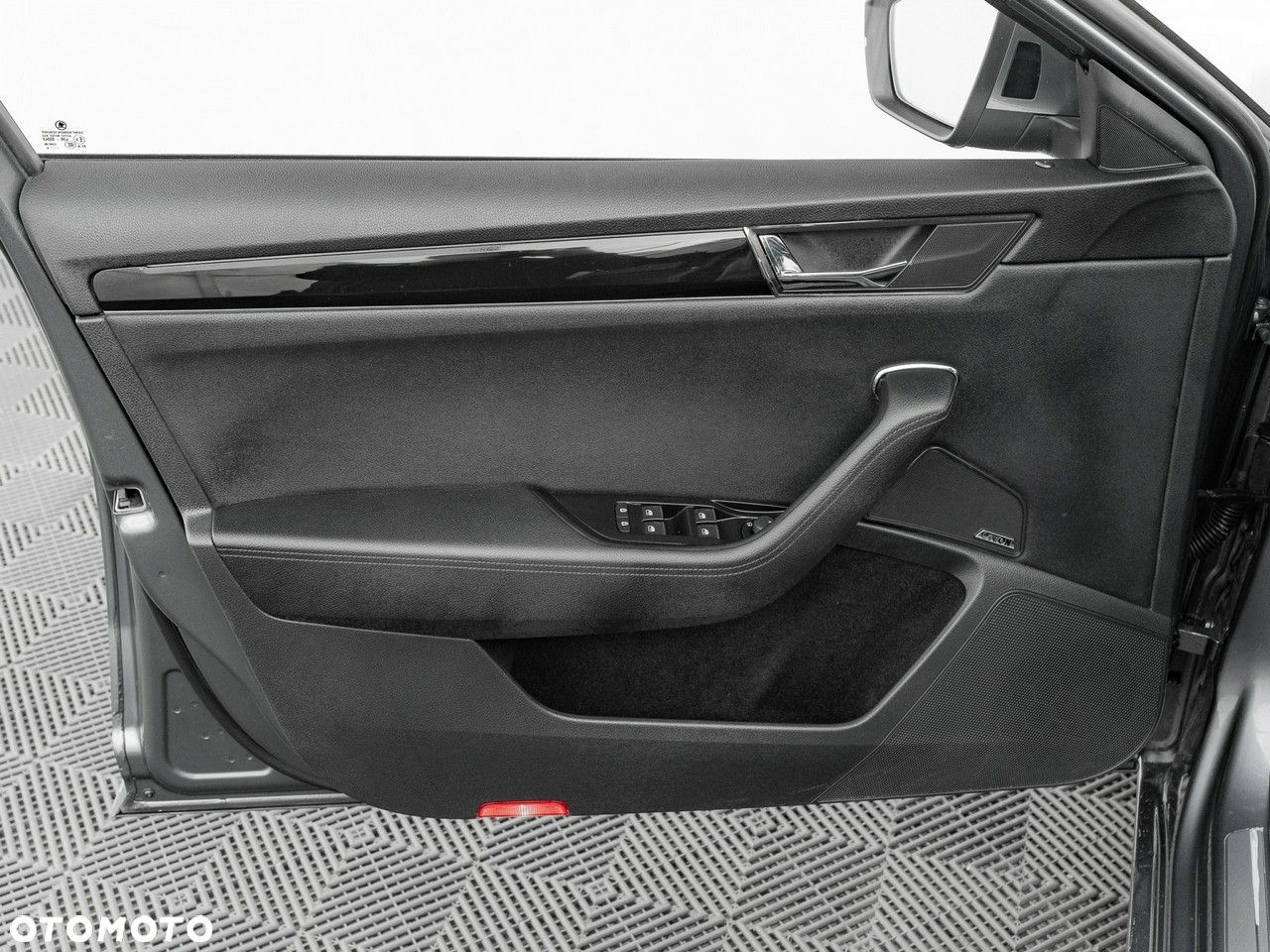 Skoda Superb 2.0 TSI 4x4 L&K DSG - 14
