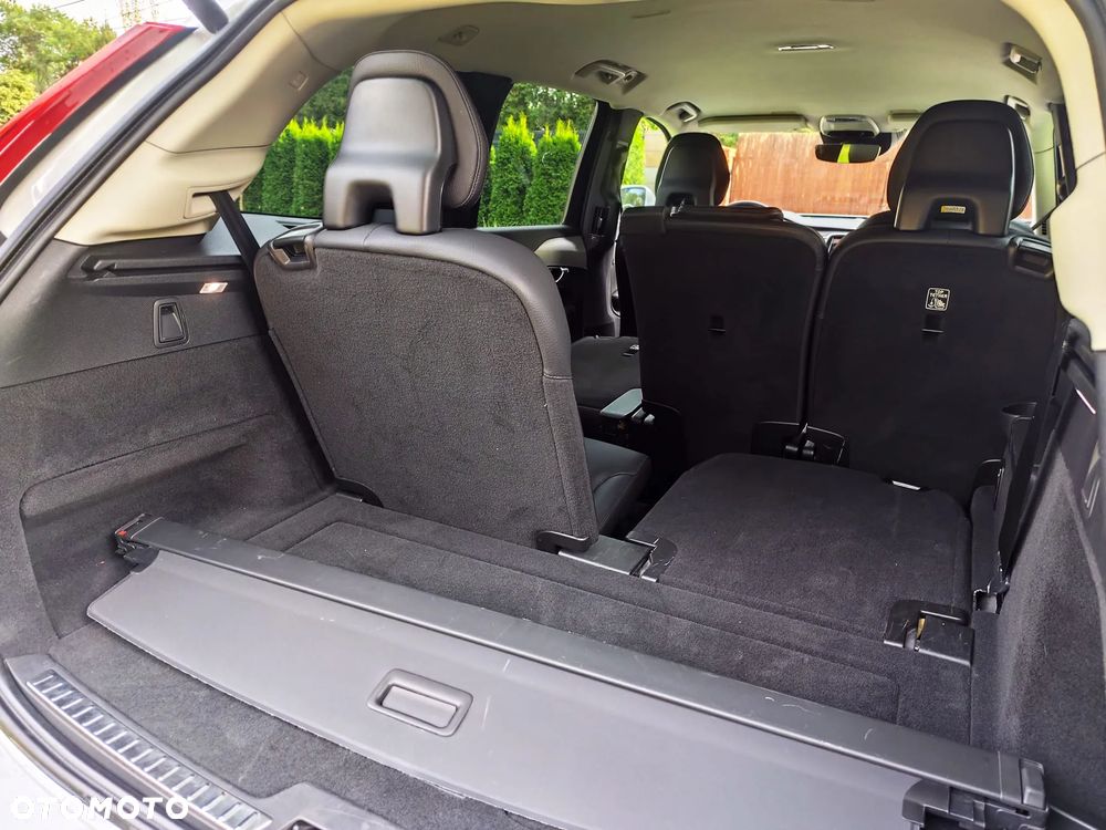 Volvo XC 90 D5 SCR AWD Inscription 7os - 11