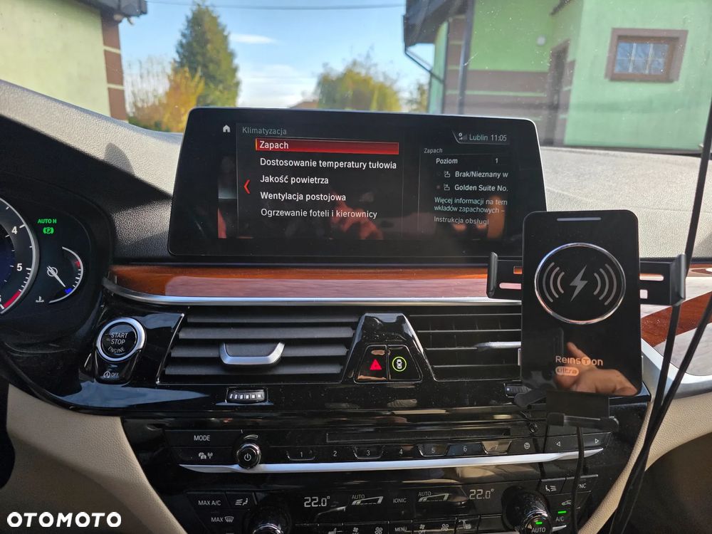 BMW Seria 5 520d xDrive - 7