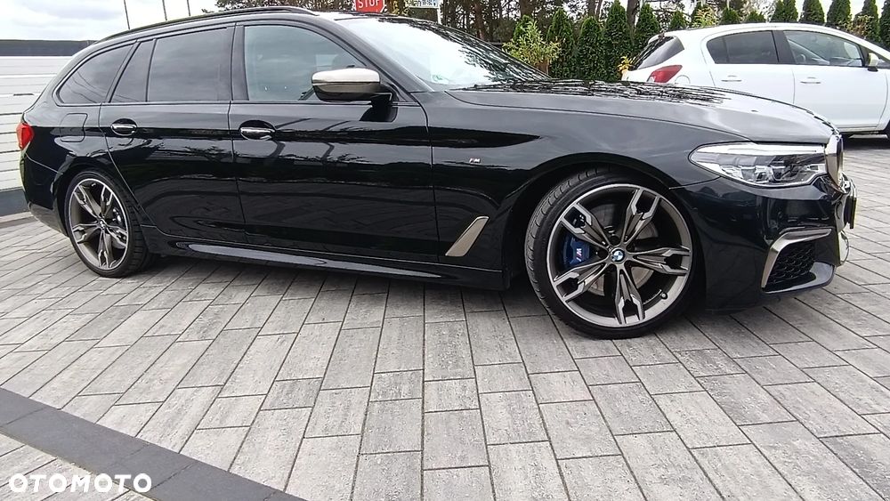 BMW Seria 5 M550d xDrive - 6