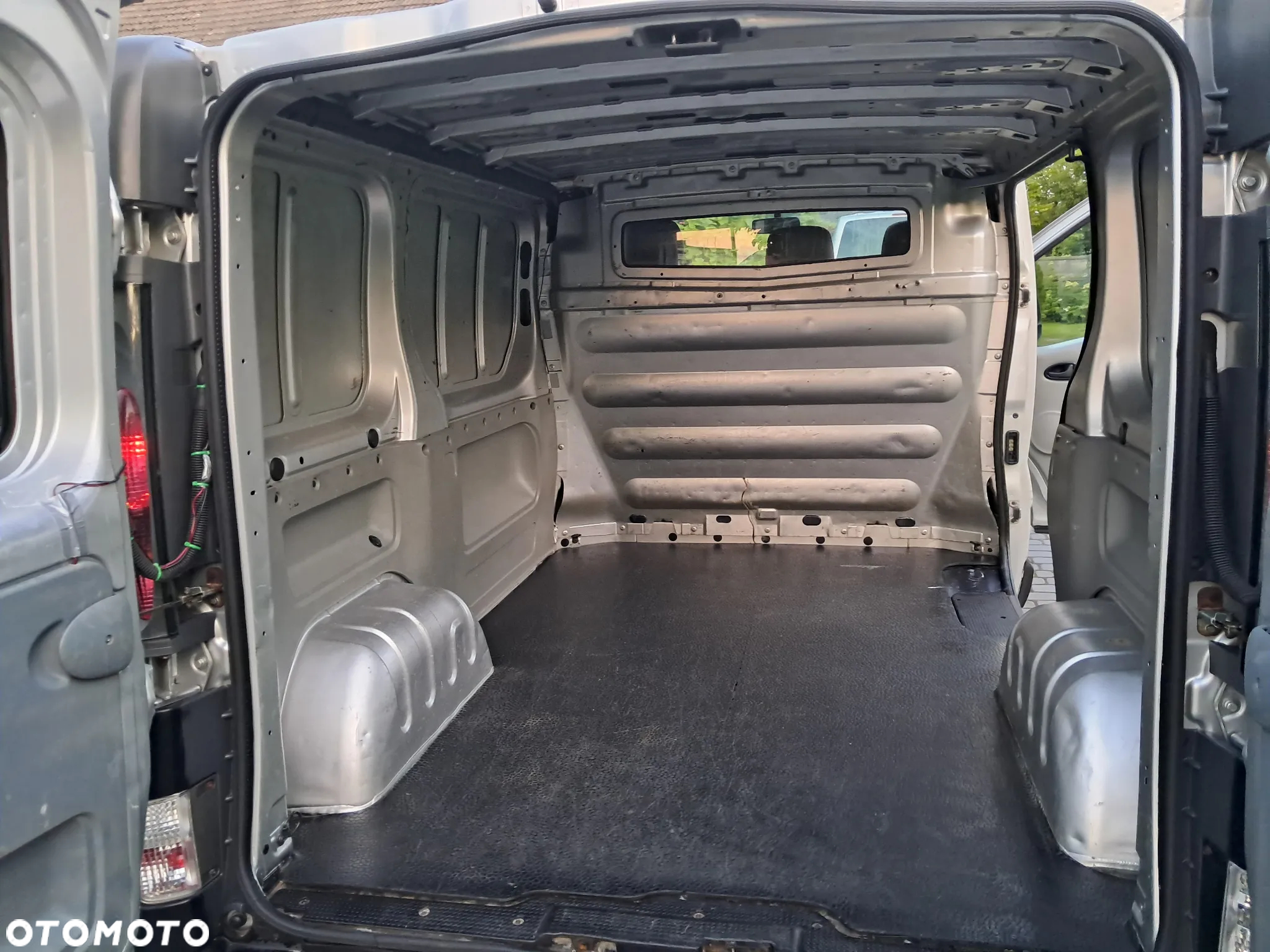 Renault Trafic - 17