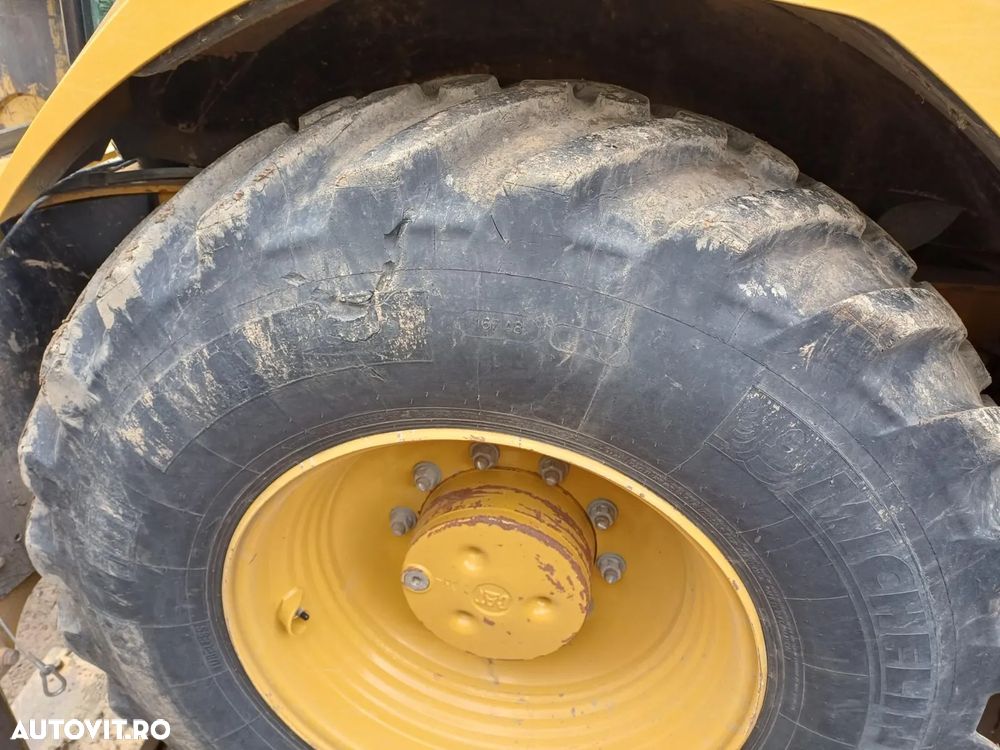 Caterpillar CAT 428 F2 Buldoexcavator - 15