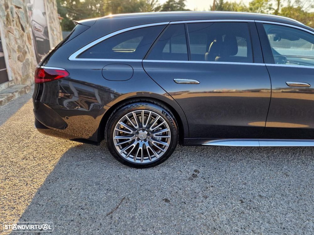 Mercedes-Benz E 53 AMG Hybrid 4Matic+ - 10