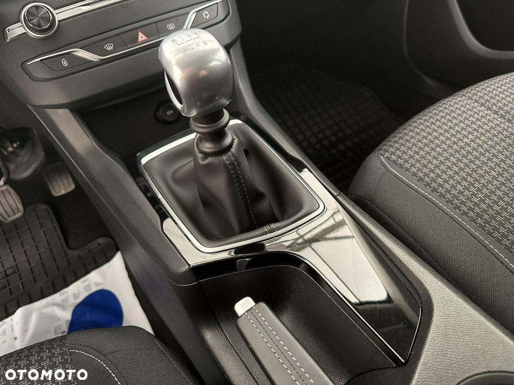 Peugeot 308 - 17