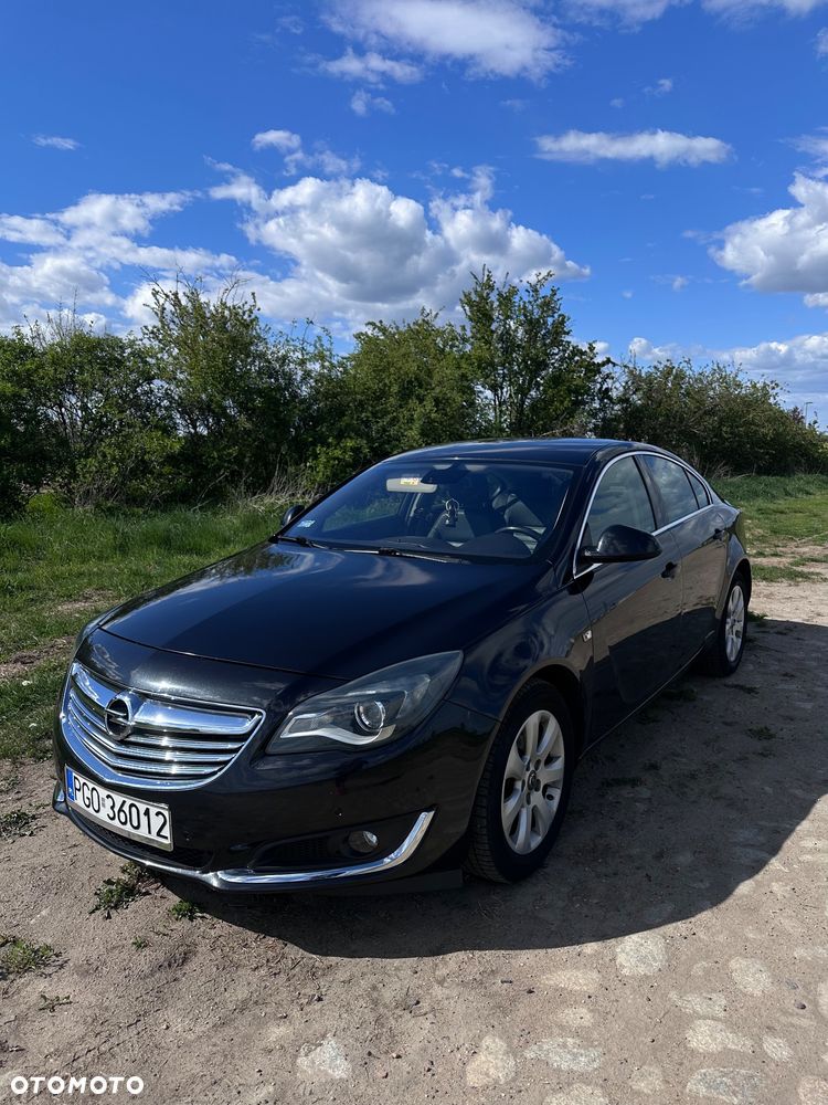 Opel Insignia - 1