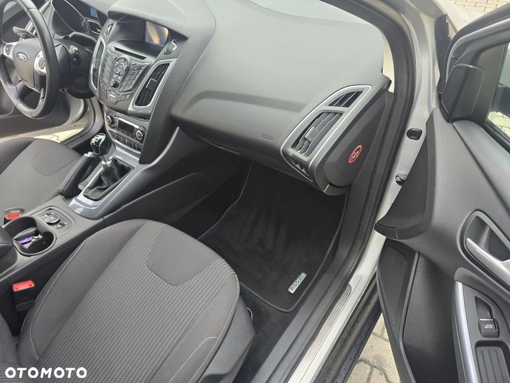 Ford Focus 1.6 EcoBoost Gold X (Edition) - 17