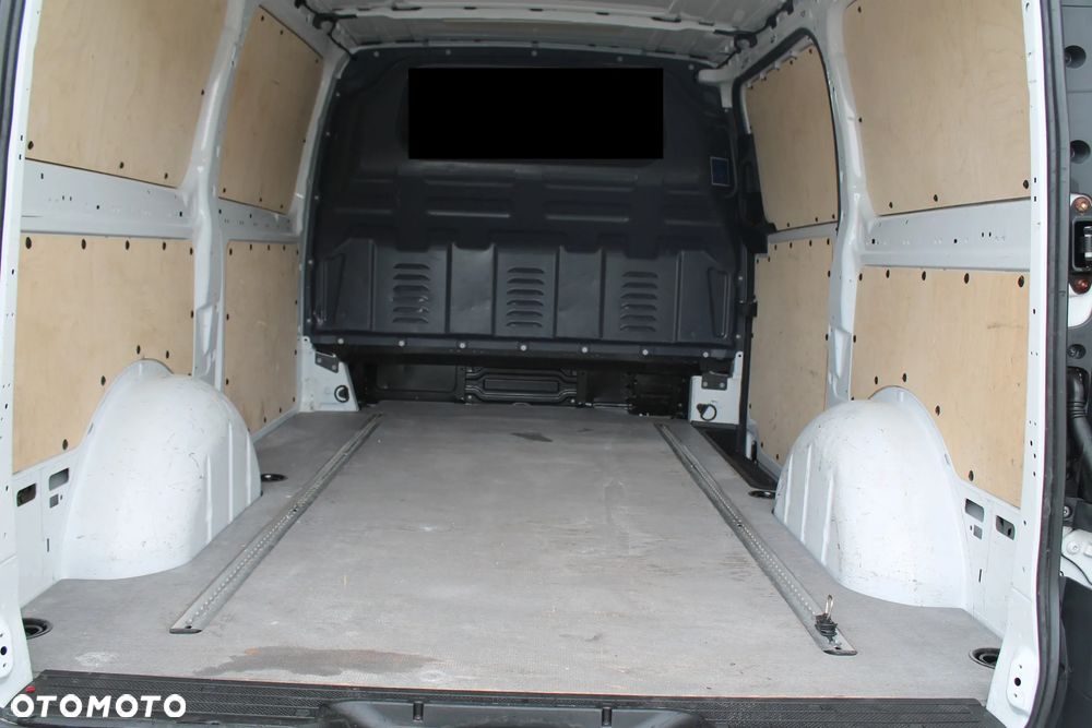 Mercedes-Benz VITO - 19