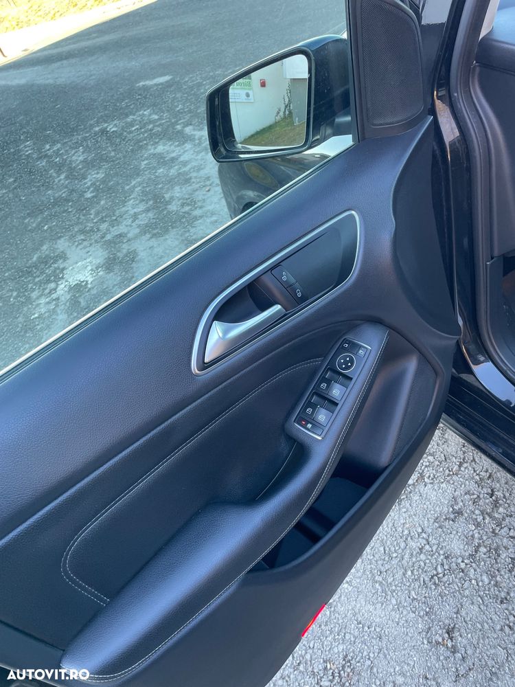 Mercedes-Benz B 200 d 4Matic 7G-DCT - 13