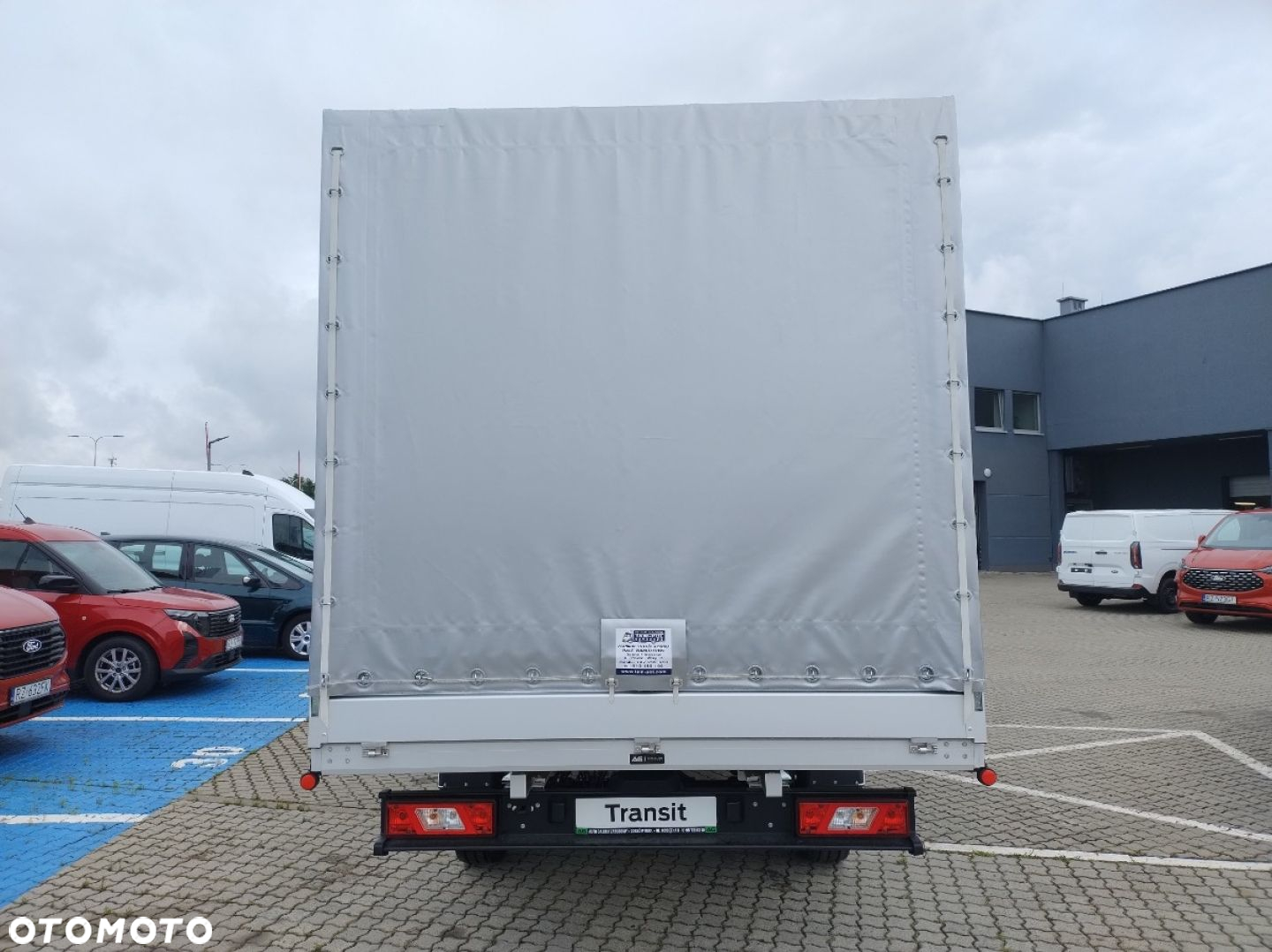 Ford Transit - 6