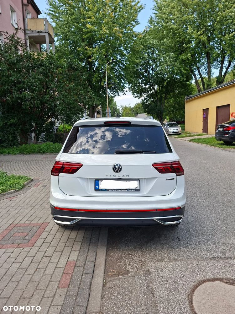 Volkswagen Tiguan 2.0 TDI SCR 4Mot Elegance DSG - 4