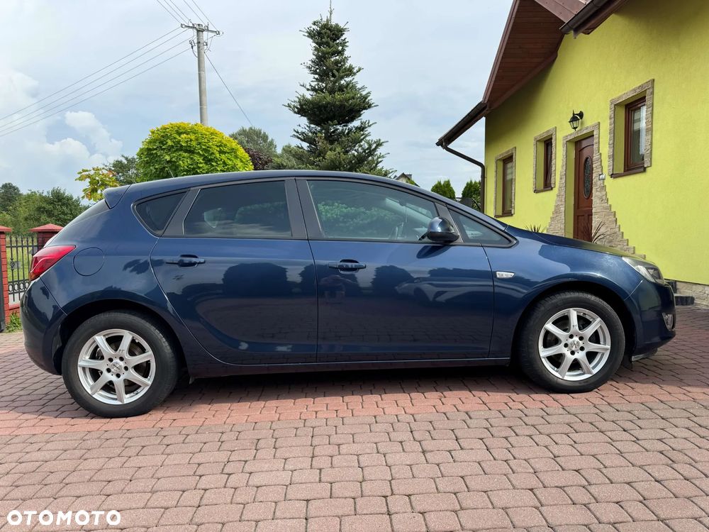 Opel Astra 1.6 - 5