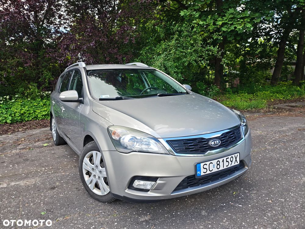 Kia Ceed 1.6 Crdi L Euro2012 - 1