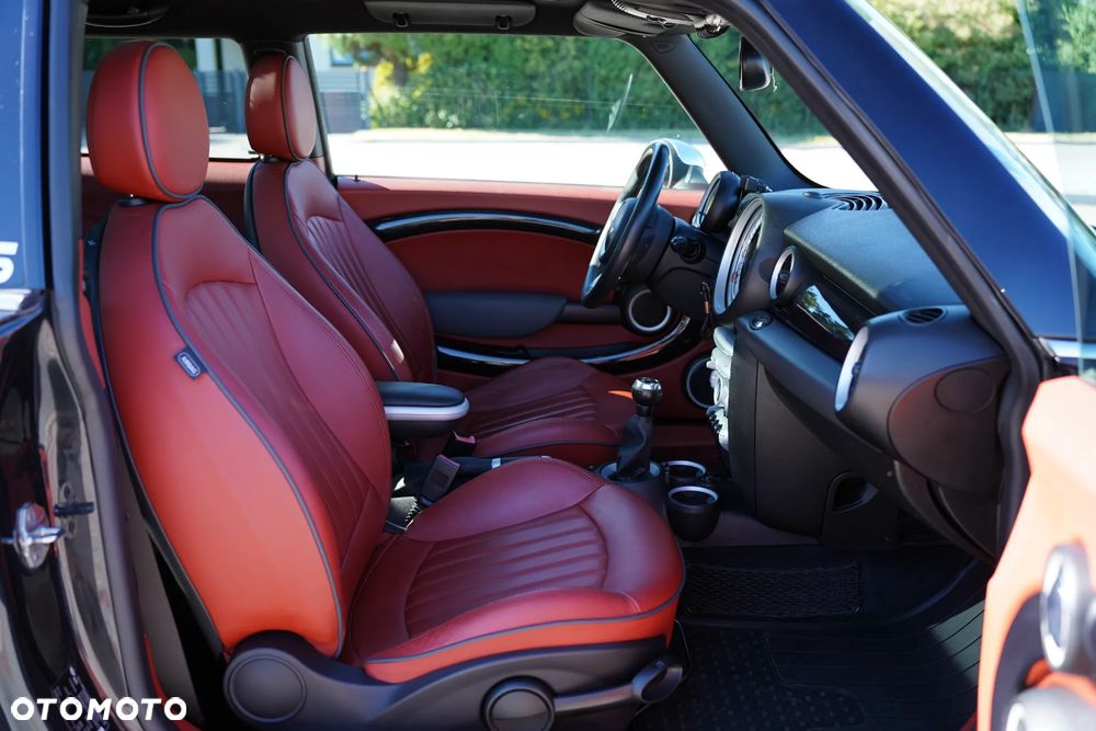 MINI Cooper S Standard - 19