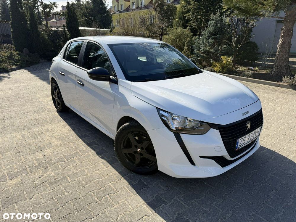 Peugeot 208 - 13