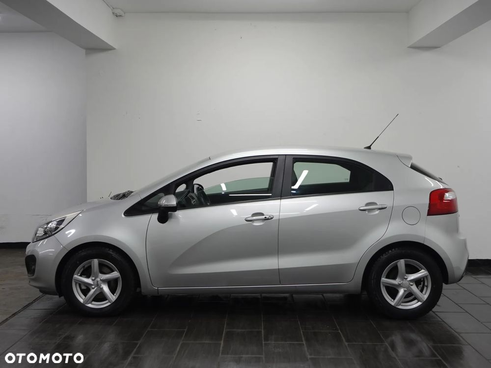 Kia Rio 1.4 CRDI Spirit - 4