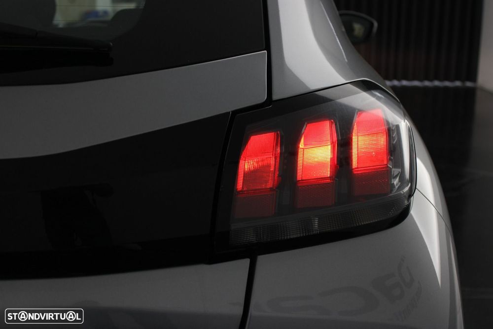 Peugeot 208 1.2 PureTech Active - 25