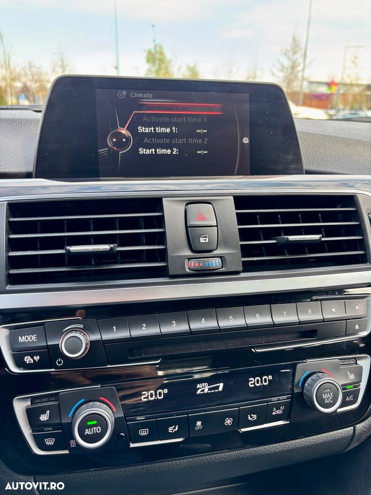 BMW Seria 3 318i Aut. Sport Line - 19