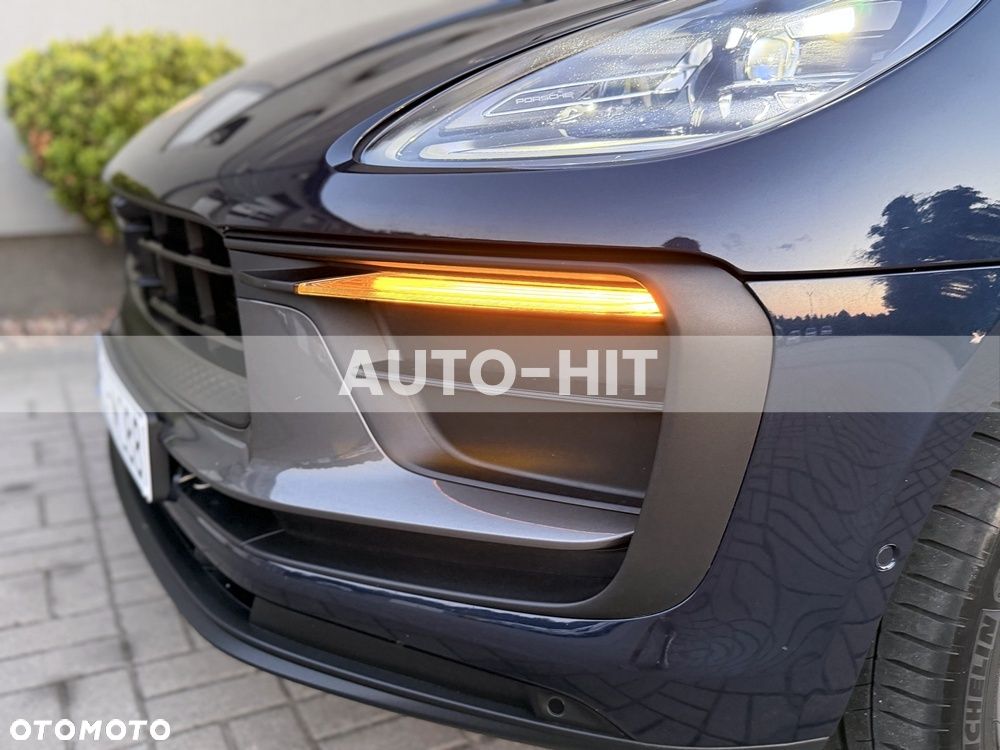 Porsche Macan T - 16