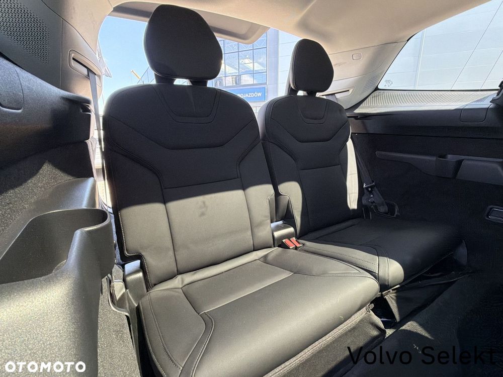 Volvo EX90 - 17